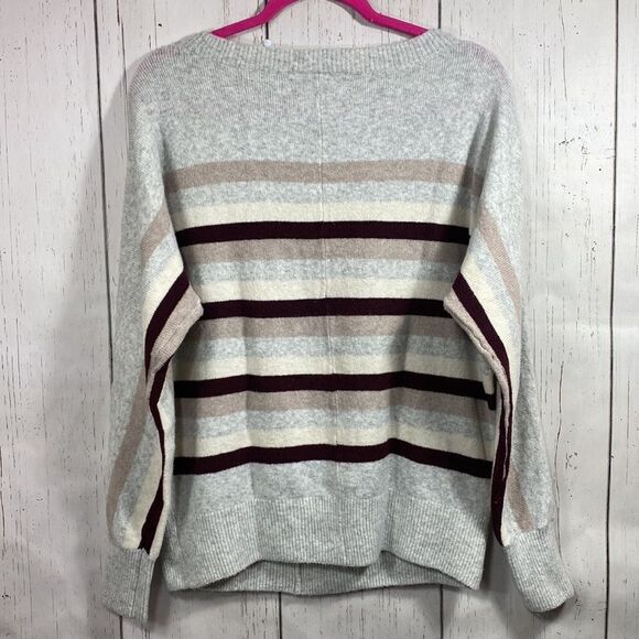 LOFT Gray Striped Crewneck Sweater Size S Cozy Minimalist Fall Knit Neutral - Picture 14 of 14